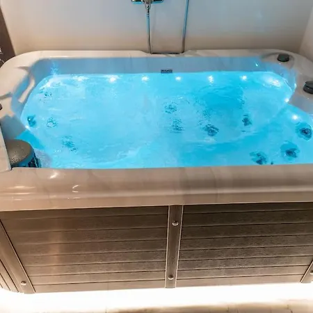 Mg Sapphire Jacuzzi Premium Appartement Thessaloniki